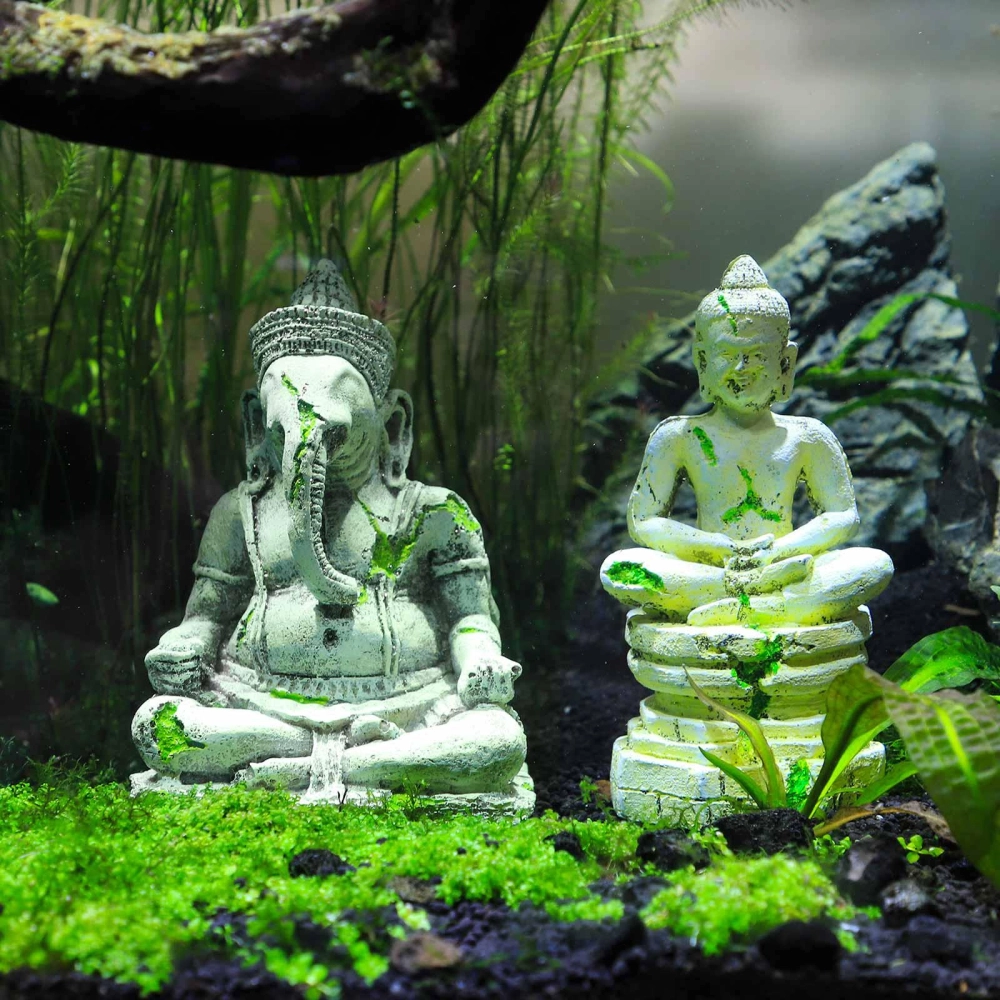 Tượng ông thọ mang ý nghĩa phong thủy cho hồ cá