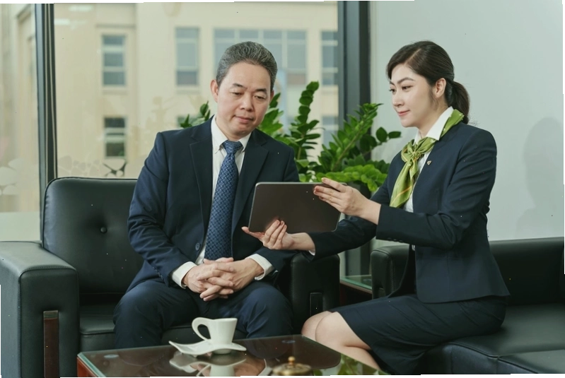 Đầu tư chứng khoán qua công ty chứng khoán uy tín đang là hình thức giao dịch phổ biến